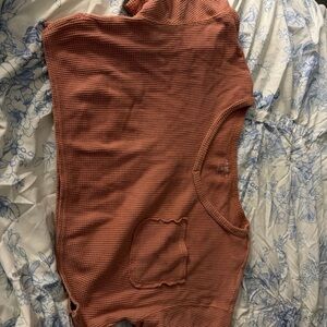 Arizona Jean Company Rust Crop Top